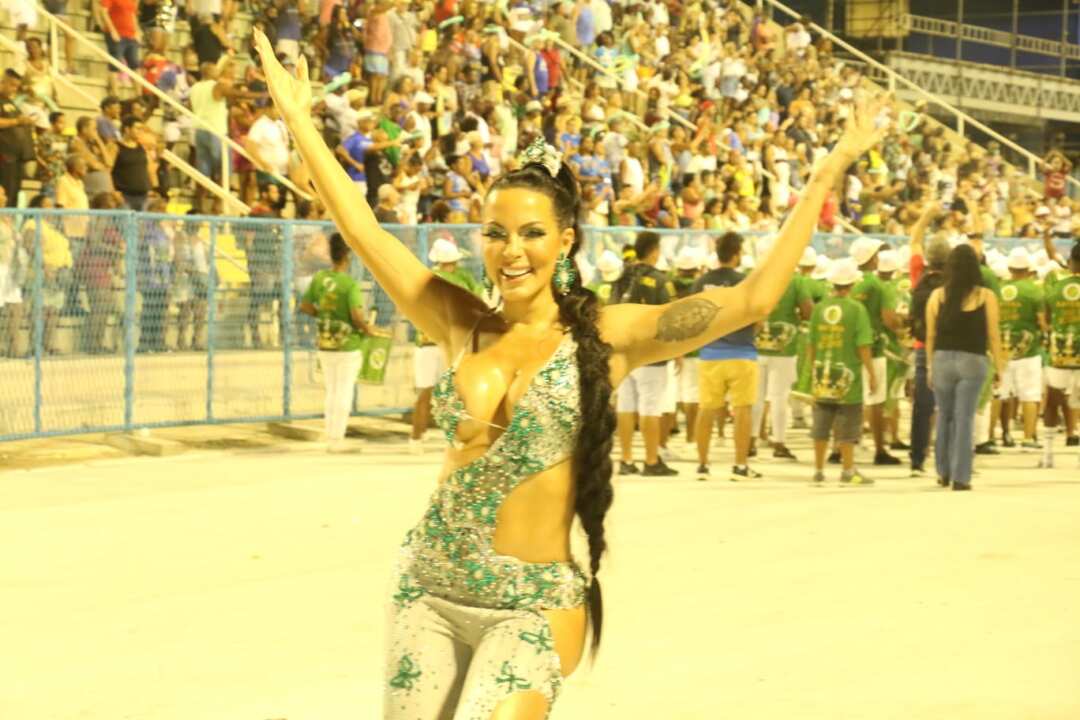 Famosas Marcam Presença Em Ensaio De Carnaval No Rj - Foto: Jan Sen / Egobrazil