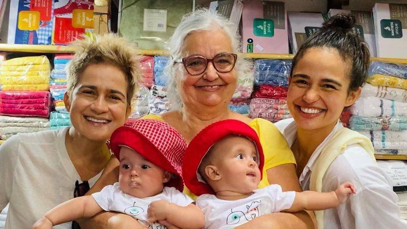 Nanda Costa registra momento especial das filhas com a bisavó: ''Grata e orgulhosa por isso''