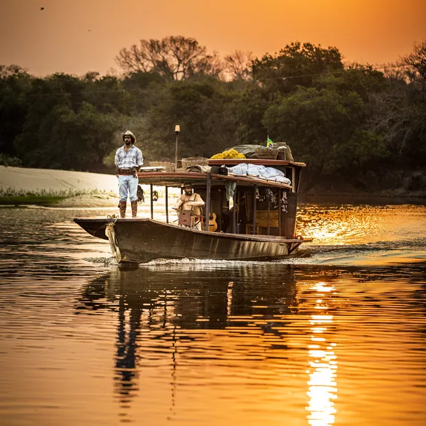 Renato Góes fala de emoção ao ver onça e dia com carro atolado no Pantanal: "Perrengues maravilhosos"