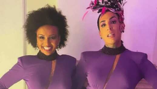 Ex-BBB Natália e Pepita usam vestidos iguais no Baile da Vogue - Foto: Reginaldo Teixeira / Divulgação