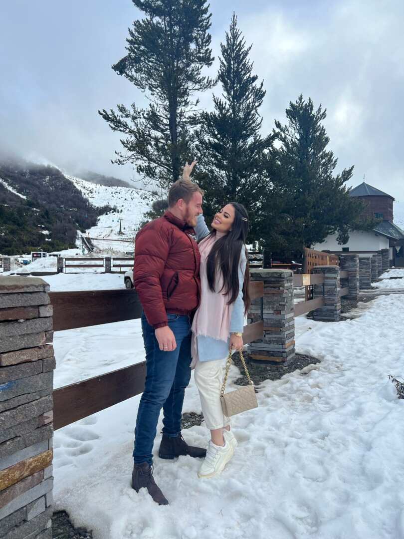 Casal de influenciadores Ivan Moniz e Victoria Villarim passam o dia dos namorados em Bariloche - Foto: Acervo Pessoal / Divulgação
