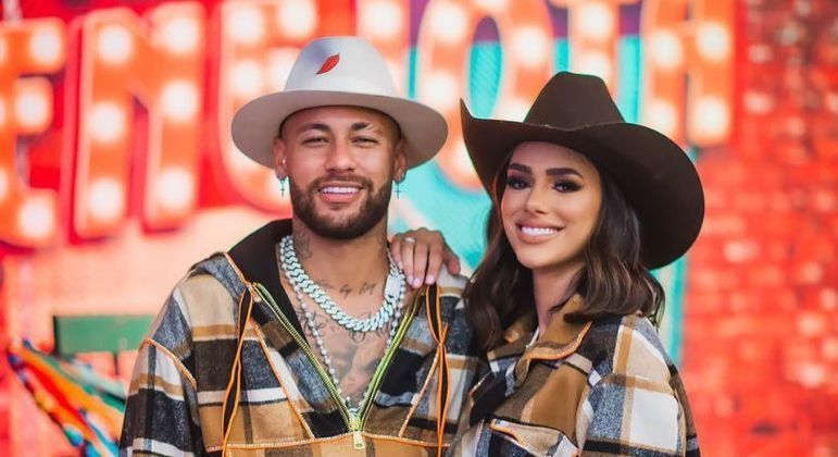 Neymar Jr e Bruna Biancardi combinam look em festa junina - Foto: Reprodução / Instagram