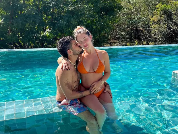 Grávida, Virginia Fonseca curte folga em piscina com Zé Felipe: "Muito amor" - Foto: Reprodução / Instagram