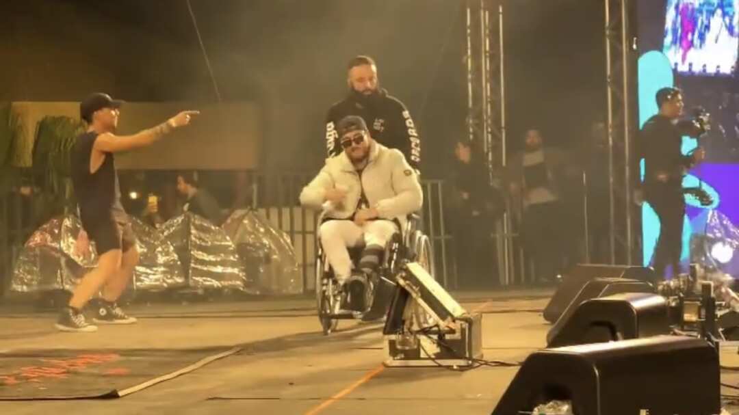 Kevinho entrou de cadeira de rodas para encerrar o evento Hopi Gaming Festival no Hopi Hari - Foto: Anderson Torres - Divulgação / Hopi Hari - Instagram