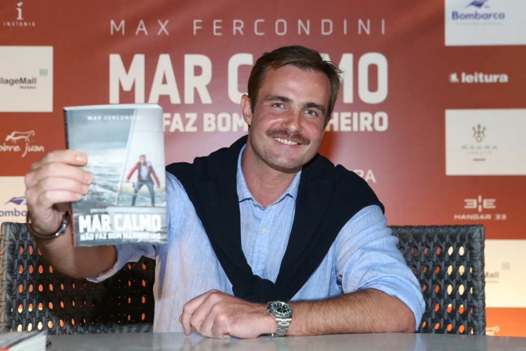 Famosos marcam presença em noite de lançamento do livro Mar Calmo do ator Max Fercondini - Fotos: Reginaldo Teixeira / Divulgação