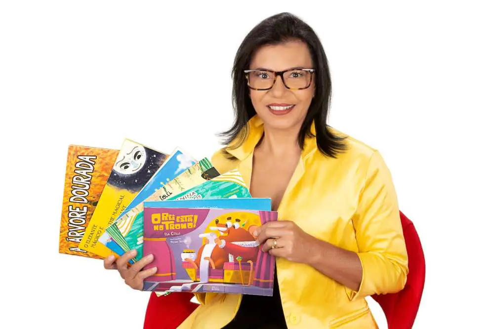 Isa Colli Lança Aventura Do Macaco Que Viaja O Brasil E Ensina A Importância Da Alimentação 2 Escritora Isa Colli Editora Colli Books - Foto: Divulgação