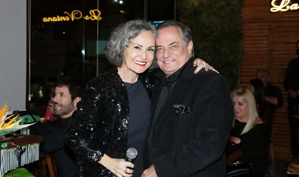 Faa Morena Lança Videoclipe Com Regravação Do Clássico De Sucesso Na Voz De Elis Regina 2 Faa Morena E Ronnie Von - Créditos: Divulgação / Antonio Dantas