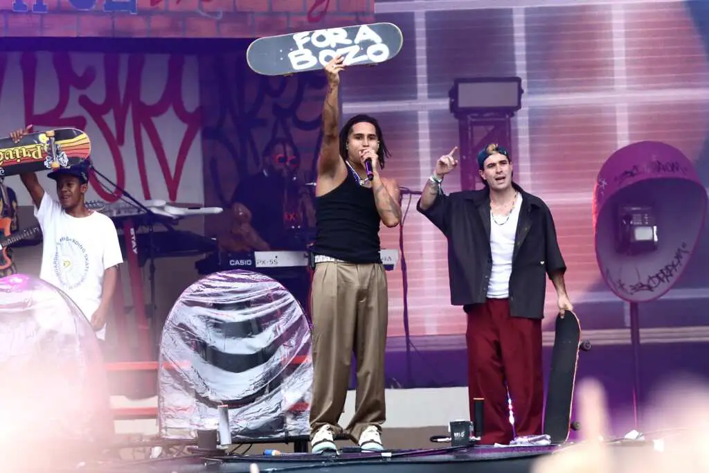 Com Protesto Político, Matuê Abre Terceiro Dia De Shows Com Chuva No Palco Sunset 3 Frf 7031 Egobrazil