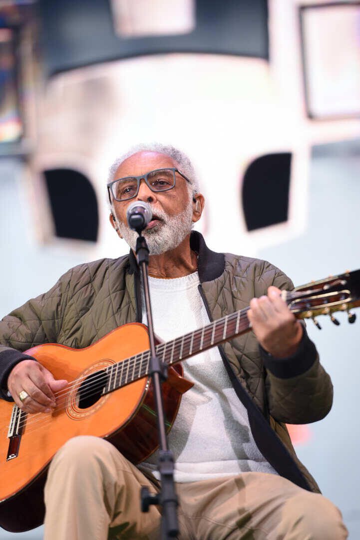 Gilberto Gil comemora encontro com Djavan em SP - Fotos: Andy Santana / Brazil News