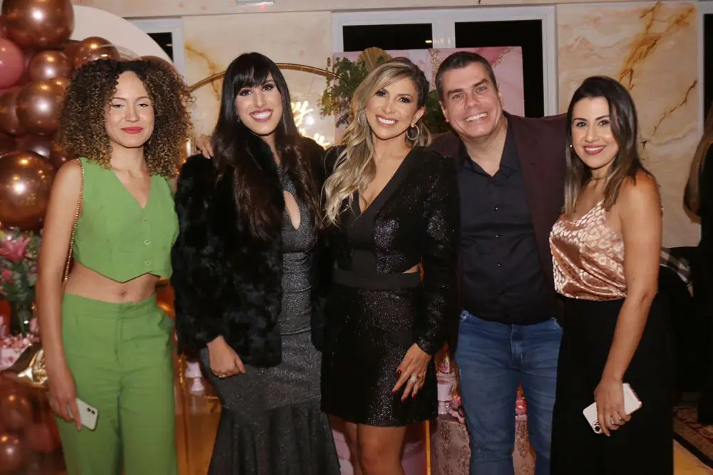 Apresentadora Fernanda Comora Comemora Em Grande Estilo E Requinte Seu Aniversário! 7 Roberta Kaline Franca Fernanda Comora Giuliano Marcos E Jessica Egobrazil