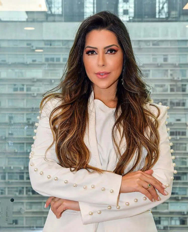 Blefaroplastia Com Cortes A Laser. Conheça A Moderna Cirurgia Feita Pela Ex-Bbb Laís Caldas 2 Ex-Bbb Laís Caldas - Foto: Instagram / @Dra.laiscaldass