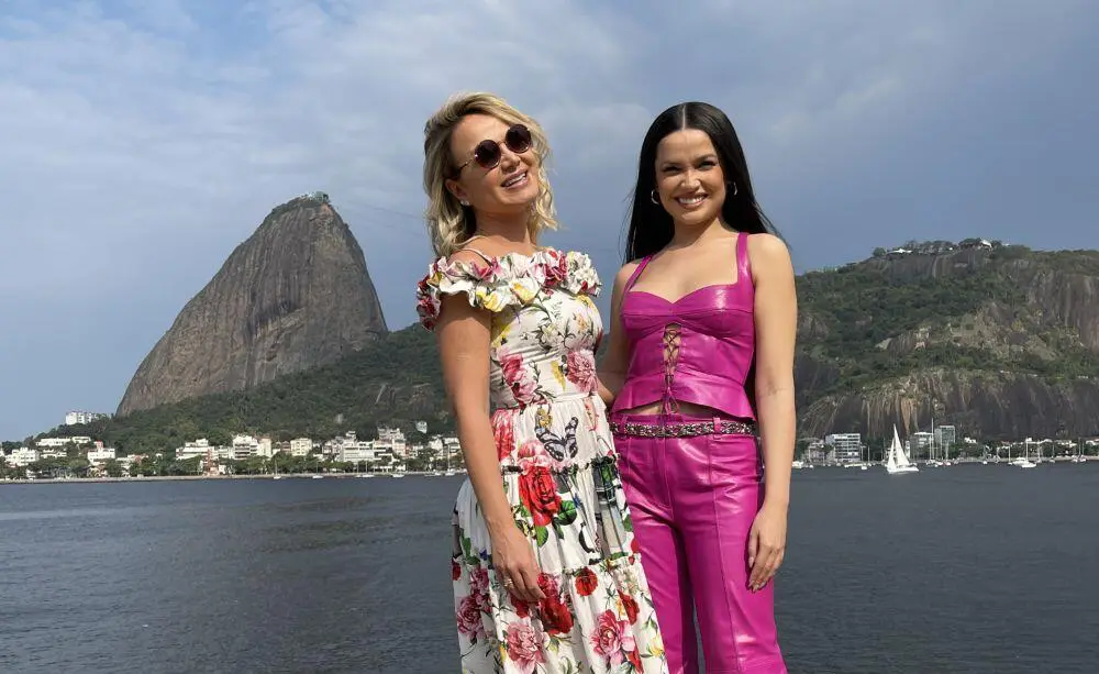 Apresentadora Eliana Visita Juliette - Foto: Divulgação Sbt