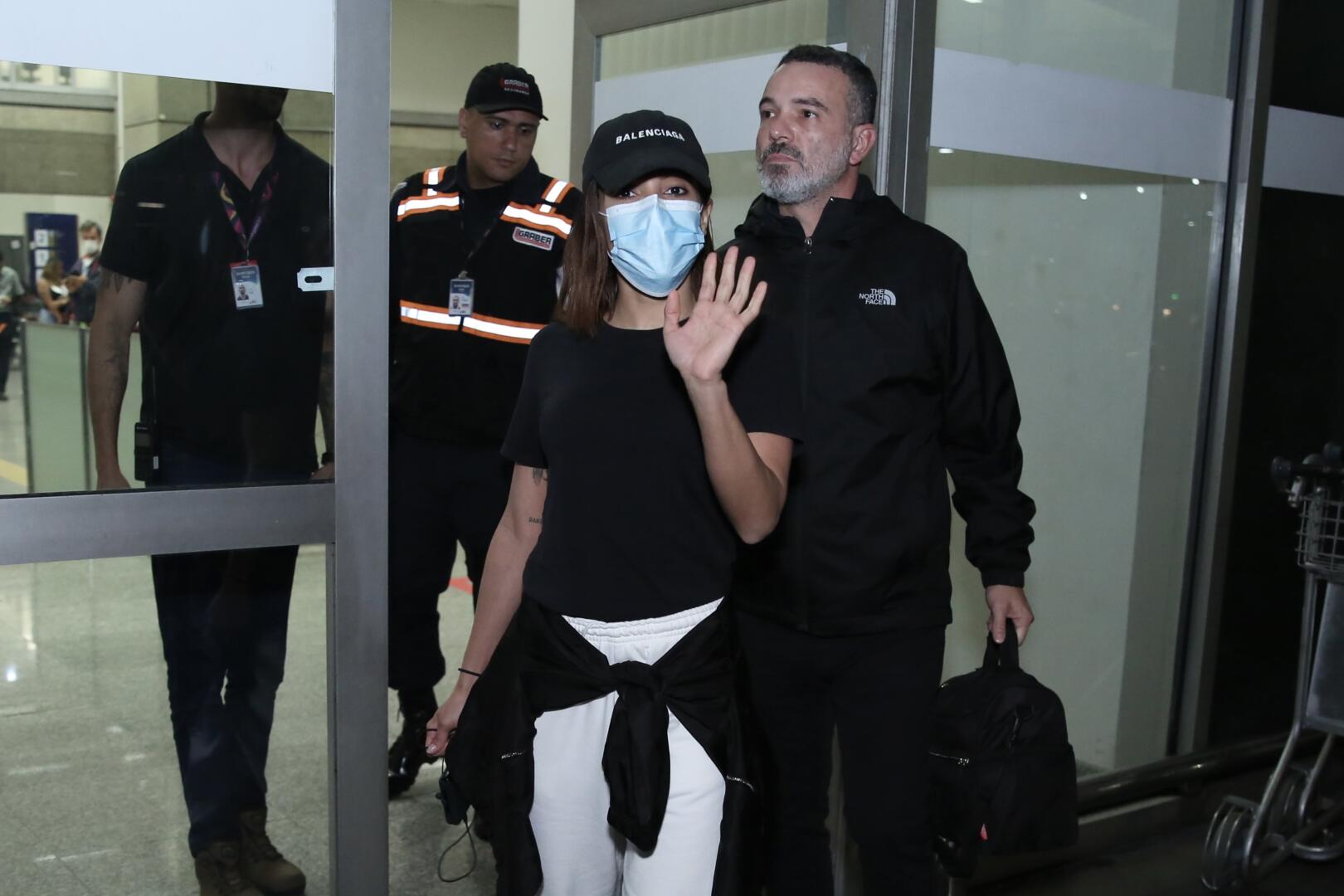Anitta desembarcou no Brazil, para exercer o seu papel de cidadã nas eleições - Foto: Roberto Filho / Brazil News