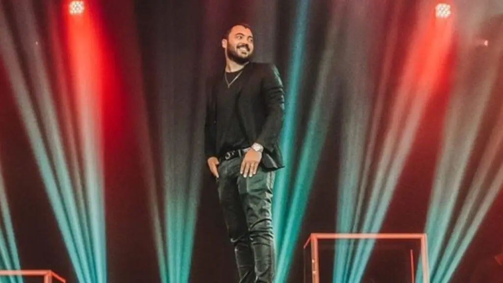 Tuka Carvalho Celebra Sucesso Do Podcast Bulldog Show 2 Tuka Carvalho Celebra Sucesso Do Podcast Bulldog Show