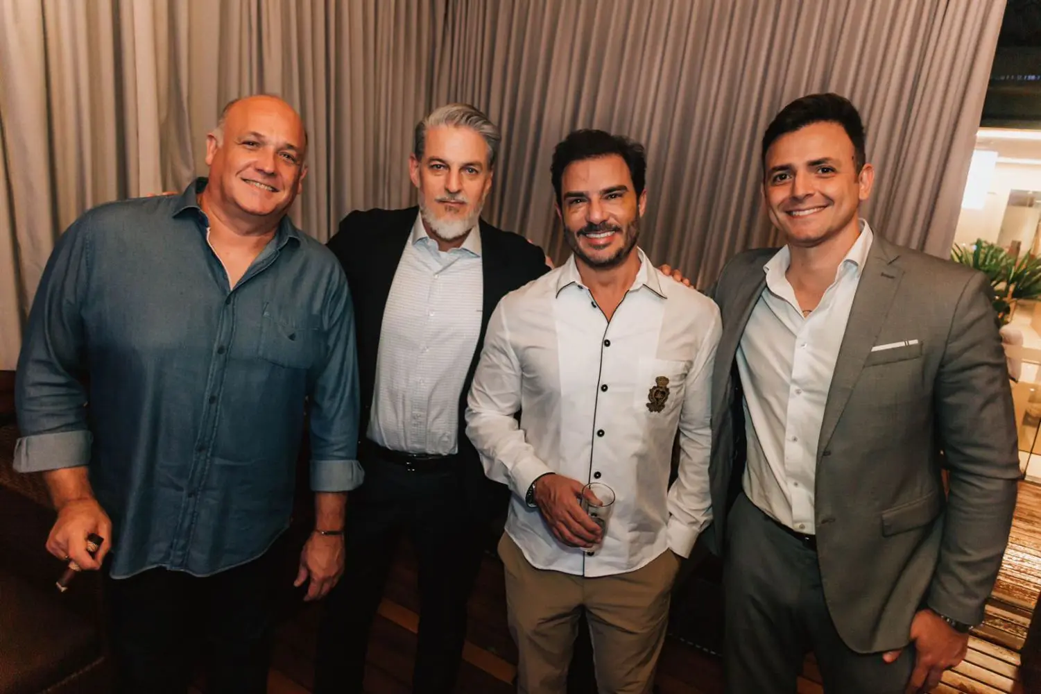 Vanessa Ramos, Jeniffer Dhein E Jhonny Vilaronga Recebem Os Empresários Da Alsk Consultoria Para Uma Noite De Charutos E Negócios 2 Sérgio Cruz, Douglas Lopes Jr, Tom Paneguini E Valdelir Jr - Crédito Da Foto: Divulgação
