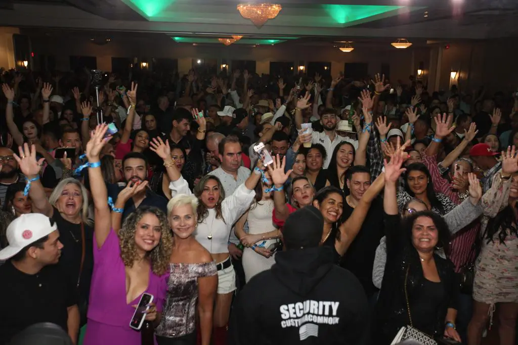 Alemão Do Forró Gravou Seu Dvd Através De Um Animado Show Realizado No Clube Português Em Danbury 2 Gravação Do Dvd Do Alemão Do Forró No Clube Português Em Danbury - Crédito Da Foto: Rose Lima / Divulgação