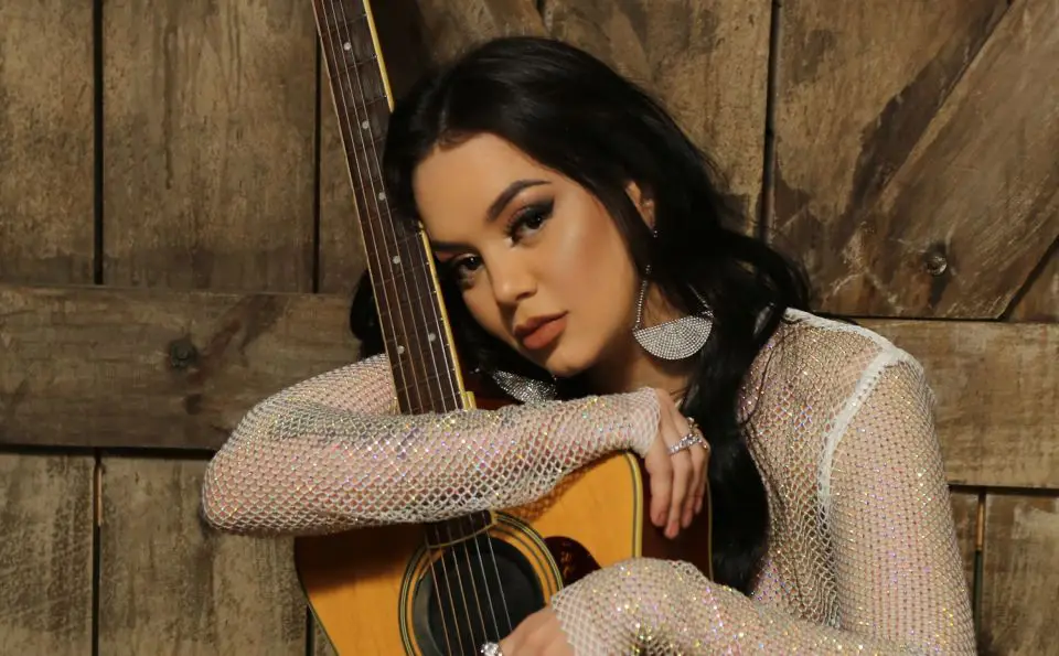 A Sertaneja Ruama Feitosa Lança Single “Amante Fiel” 2 Ruama Feitosa - Foto: Felipe De Vita