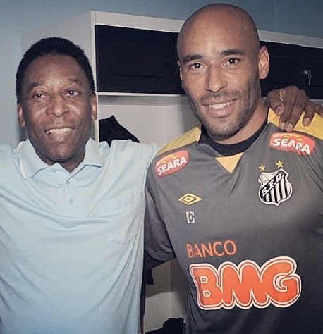 Edinho, filho de Pelé, manda mensagem de apoio ao pai: 