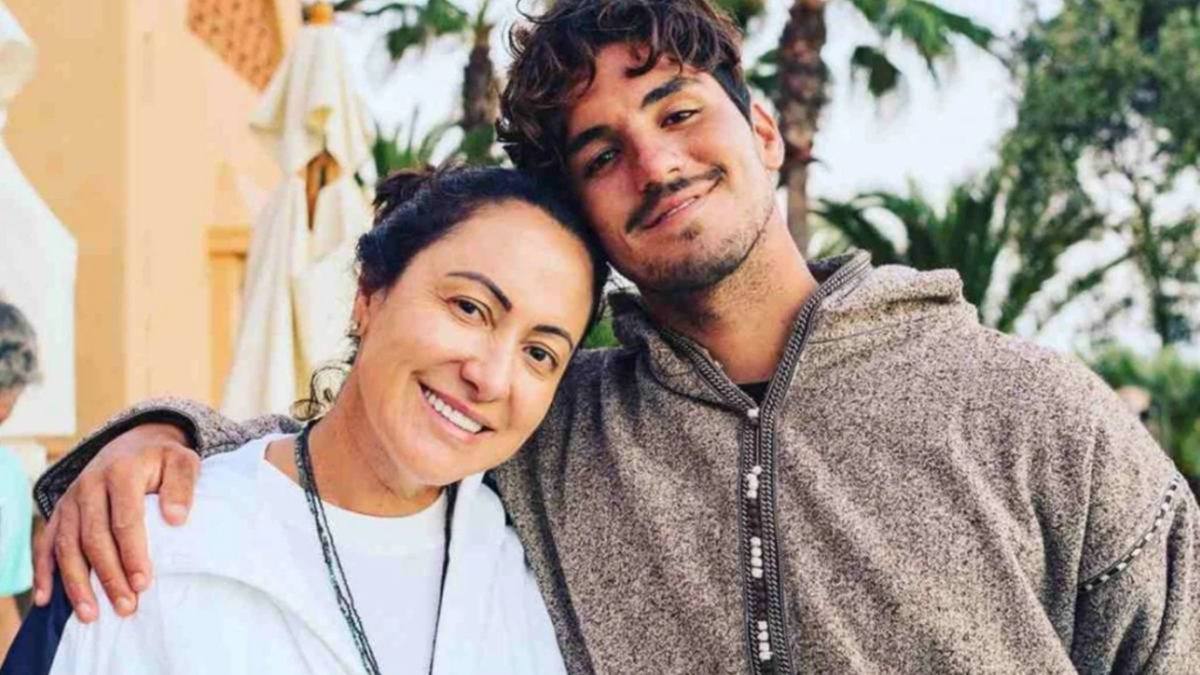 Simone Medina e Gabriel Medina; mãe do surfista revelou decisão e proibição do filho (Foto: Reprodução/Instagram)