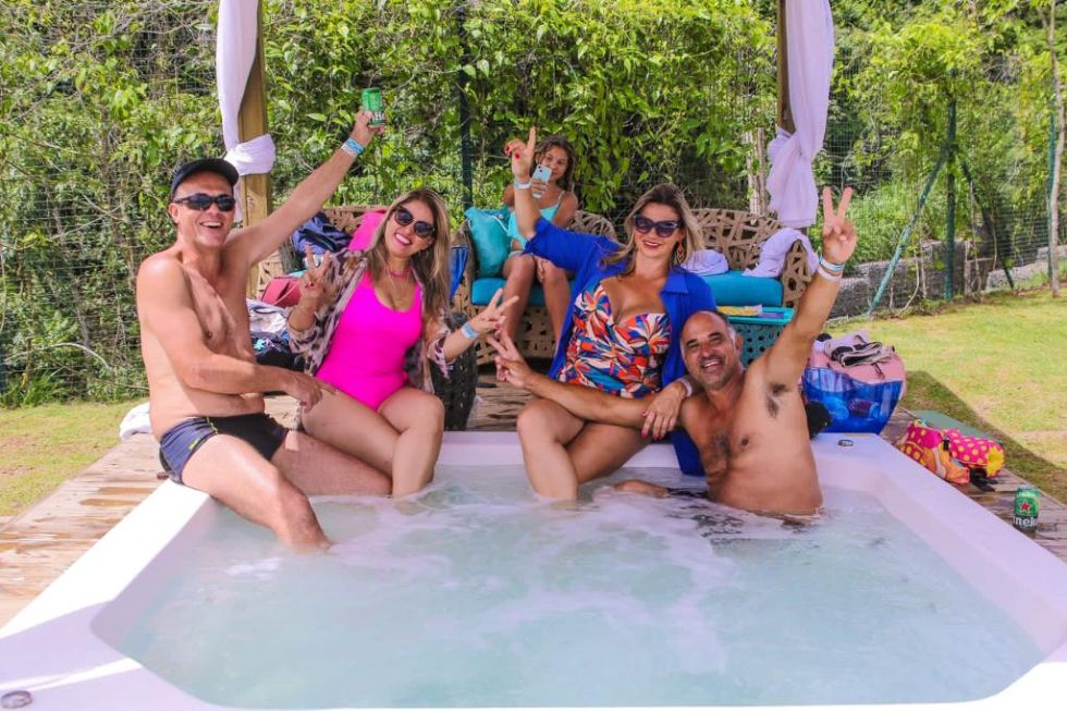 Wet’n Wild celebra 25 anos com a presença da Aqualax, parceira do Lagoon Beach Club