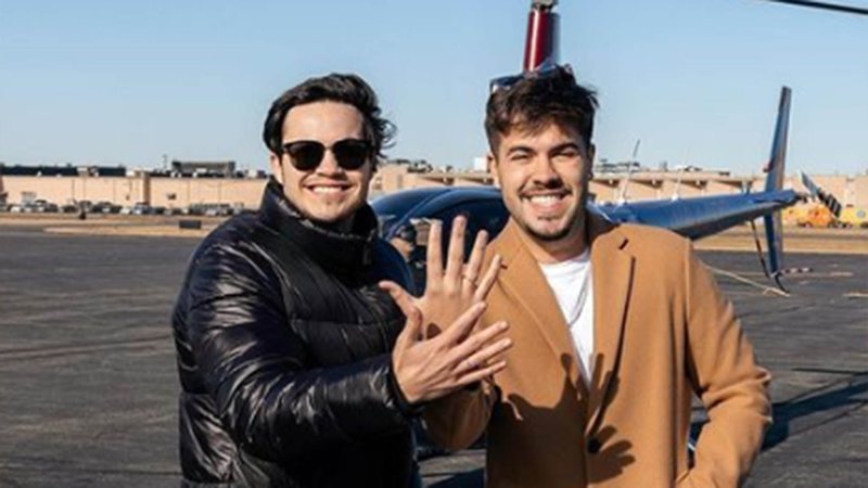 Influencer Álvaro anuncia o seu noivado com Victor Vitorino