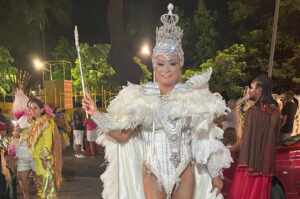 Danny Foxx fecha folia 2023 como Imperatriz no carnaval de Belo Horizonte