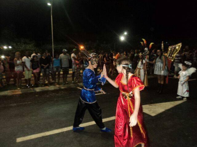 Carnaval 2015 “Romeu e Julieta” com Amanda Toresin