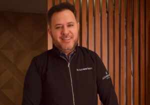 Médico dos famosos lista procedimentos estéticos mais procurados no outono