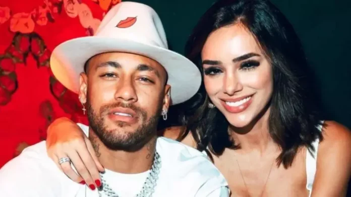 Grávida de Neymar Jr, Bruna Biancardi mostra vestido para dia especial
