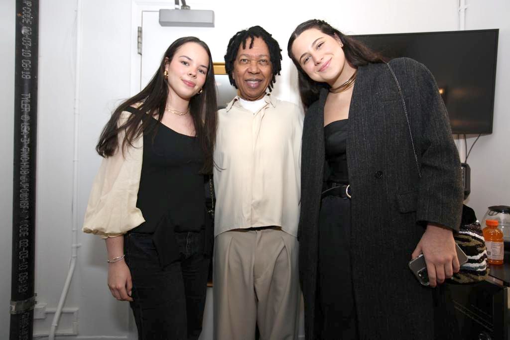 Djavan Com Sophia Raia E Amiga - Crédito Da Foto: Rose Lima – @Roselimaphotography / Divulgação 