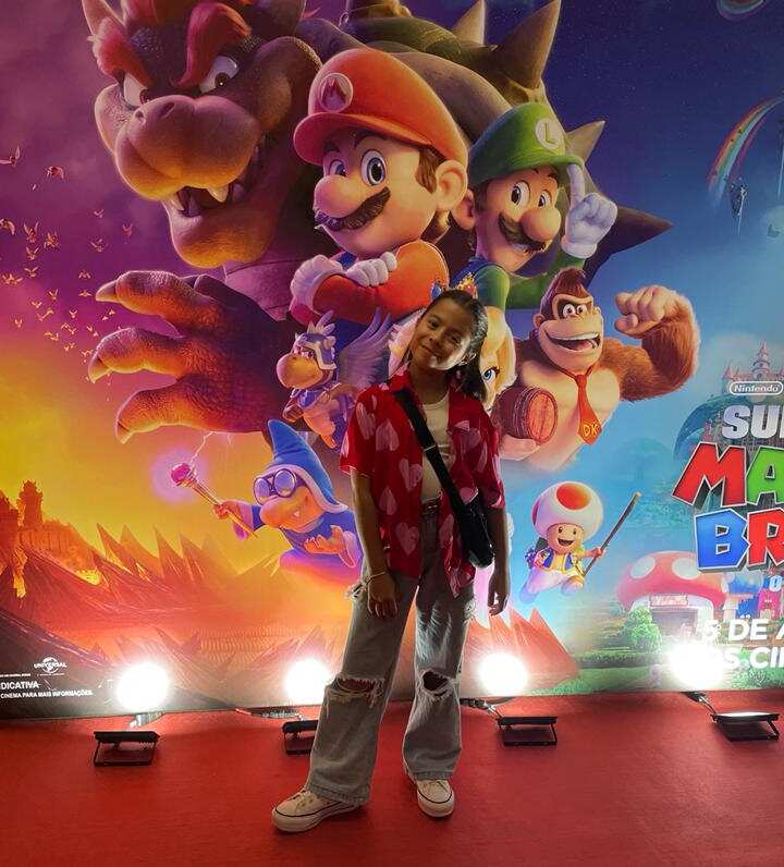 Valentina Melleu se encanta com pré-estreia de 'Super Mario Bros: O Filme',  no RJ
