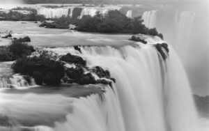 Consulado Geral do Brasil em New York faz exposição de artes do fotografo brasileiro Valdir Cruz