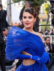 Miss Mariani Piaget arrasa em Cannes!