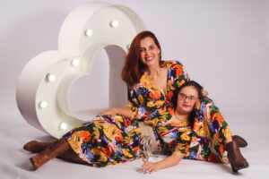 Atriz e Influencer Vittoria Tojal Compartilha uma Lembrança Especial no Dia das Mães