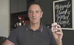 Empresário cria membrana auricular que previne infecções por água nos ouvidos