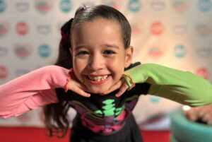 Antonella Dez brilha como a divertida e irreverente integrante da gangue Pedalzera,  confira!