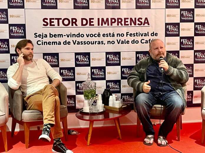 André Hendges e Charles Paraventi - Fotos: Renato Cipriano / Divulgação