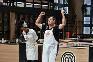 Danilo supera Ashanti com língua de boi e vence repescagem do “MasterChef Brasil”