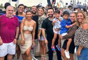 Ghabi aproveita viagem com os filhos a Miami e prestigia show de Thiaguinho; veja!