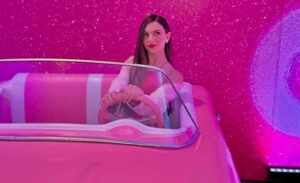 Bia Brumatti ‘Encanta’ na Première de Barbie em São Paulo; vem saber!