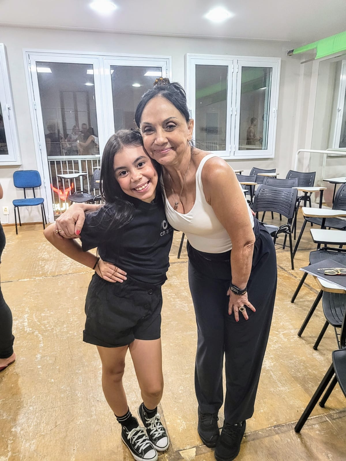 Sofia Rodrigues: A Jovem Atriz que Encanta os Palcos e as Telas; vem saber!