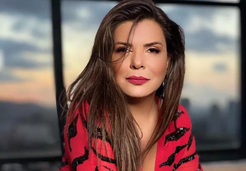 Mara Maravilha comenta ida de Eliana para a Globo e alfineta coleguinhas