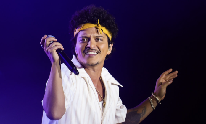 Bruno Mars - Foto: Brazil News