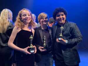 Astros Mirins de ‘Luccas Neto em: O Meu Aniversário’ Brilham em Premiação no Rio