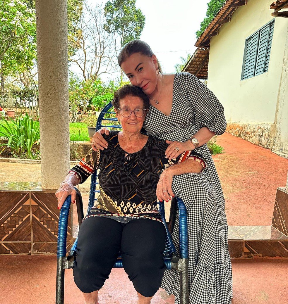 Zilu Godói e a mãe, dona Fia — Foto: Instagram