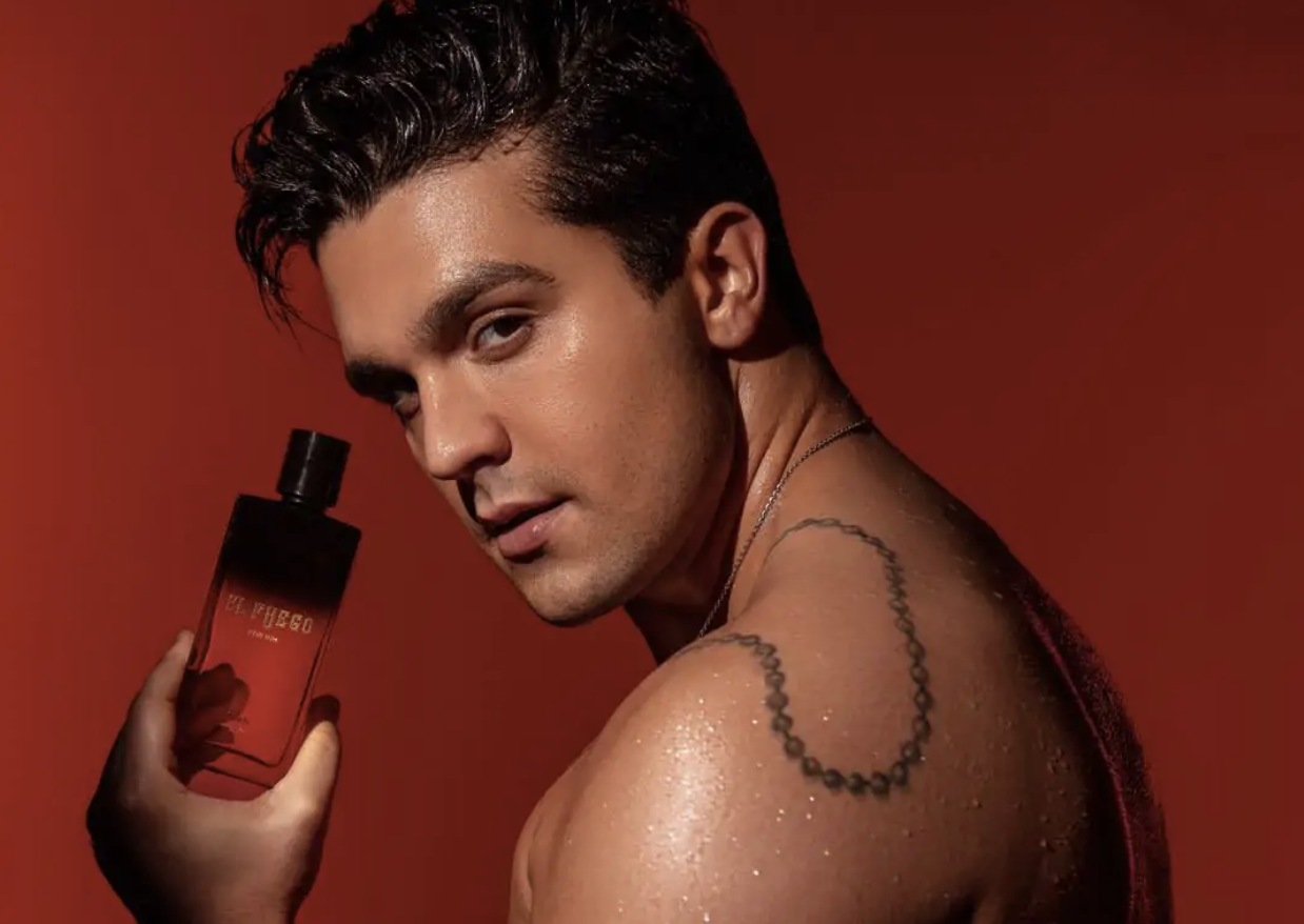 Luan Santana atinge a marca de 1 milhão de reais com a venda do perfume com “El Fuego”