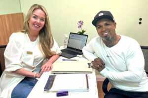 Cantor Rodriguinho inicia tratamento para emagrecimento com Dra. Luciana Granja