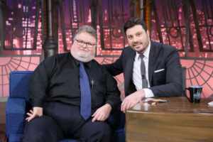 Chris McKinnell conta no “The Noite” sobre a sua ligação com o sobrenatural