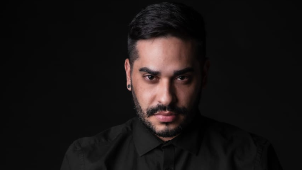 Tiago Vlag -