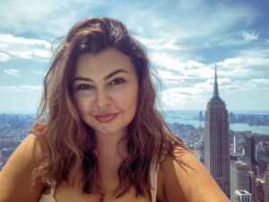 Influenciadora Gabriela Camargo completa 30 anos e fala sobre novos projetos